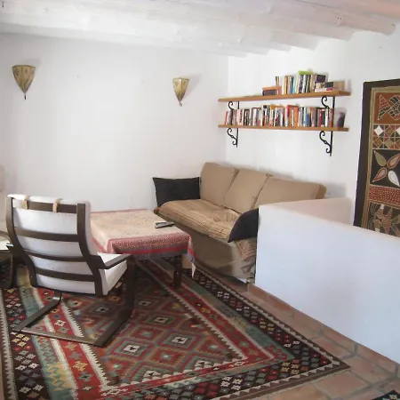 Σπίτι διακοπών Beautifully Renovated Village House With Spectacular Views